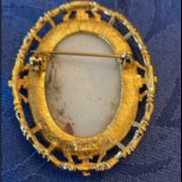 Vintage Broach Pin - Picture 2 of 2